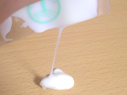 ���u�R�X���e�B�b�N �V���C�j���O�E���u���[�V�����摜